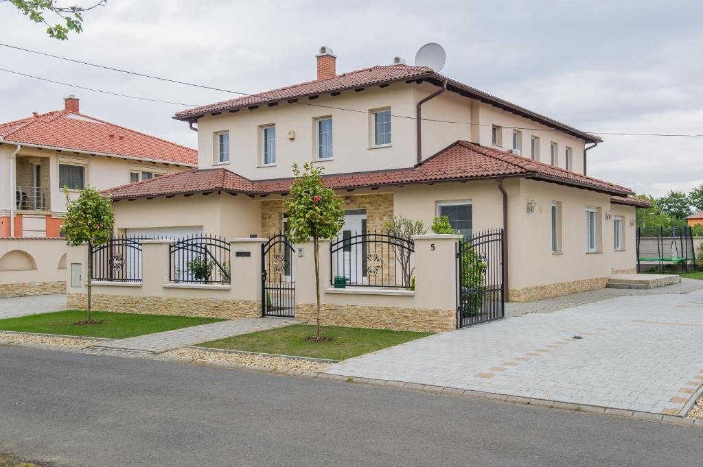 Aura Apartman Hajdúszoboszló 외부 사진